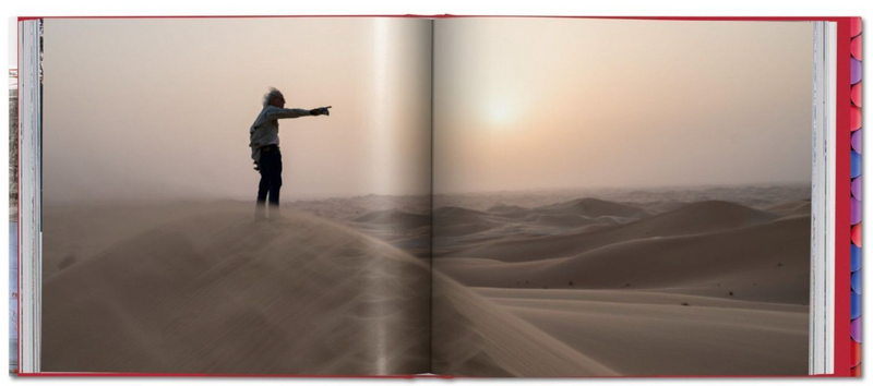 Book Christo and Jeanne-Claude. Barrels and Mastaba 1958–2018