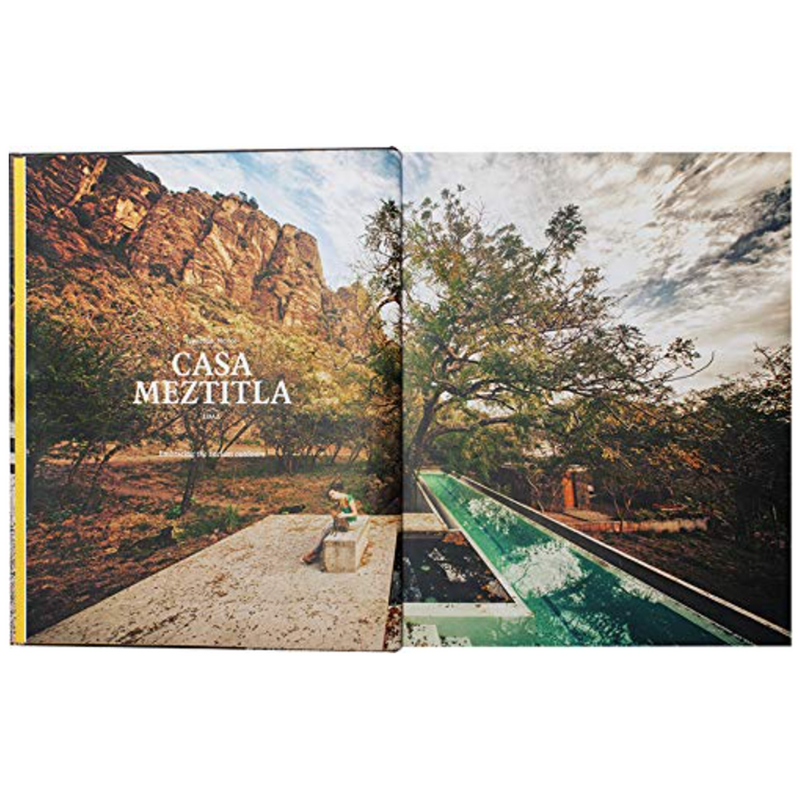 Livro Living Under the Sun: Tropical Interiors and Architecture