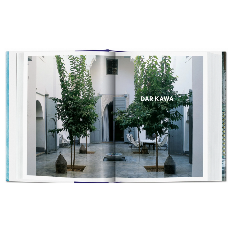 Living in Morocco book