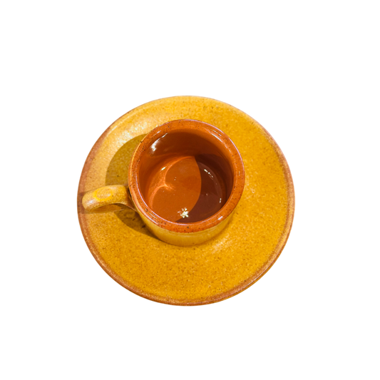 Chávena de café com pratinho – conjunto amarelo
