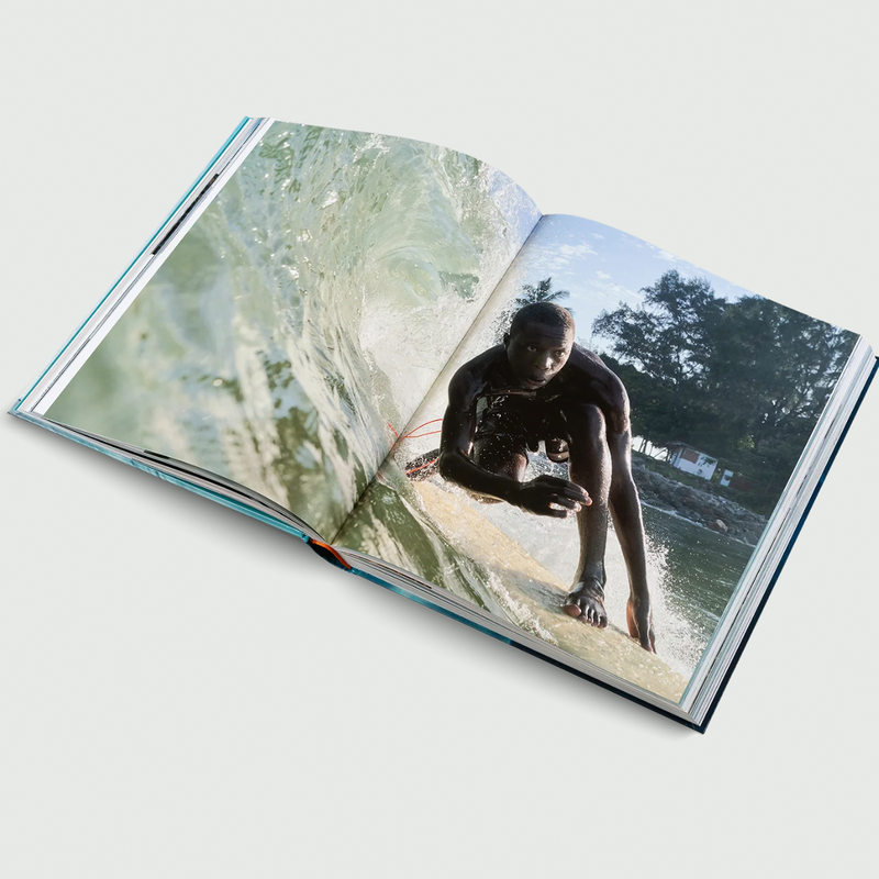 Book The Surf Atlas: Iconic Waves and Surfing Hinterlands around the World